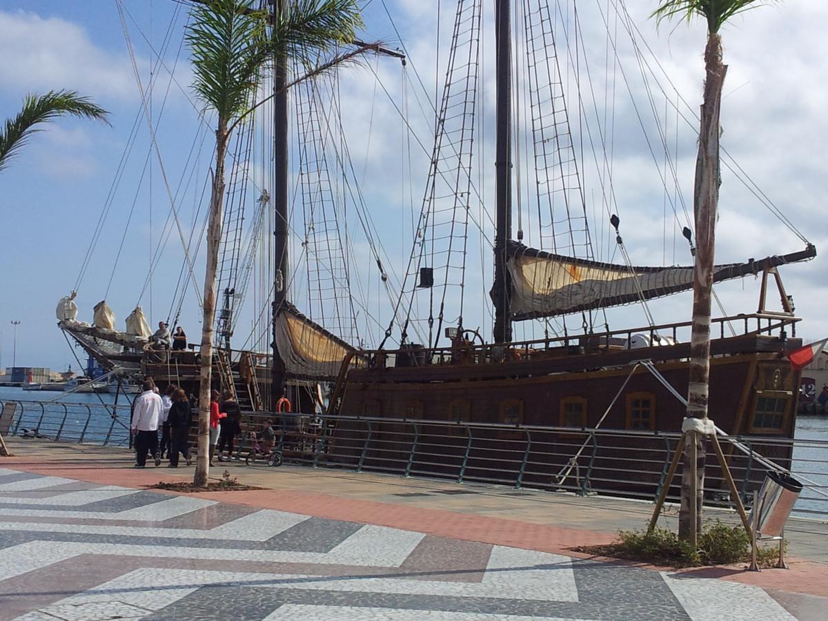 Beach & Port Gandia Exterior photo